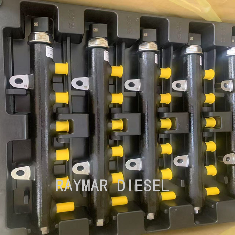 Genuine and Brand New Fuel Common Rail for  Bobcat  Doo San  D34 Engine 28263779 150120-00019E 7256757
